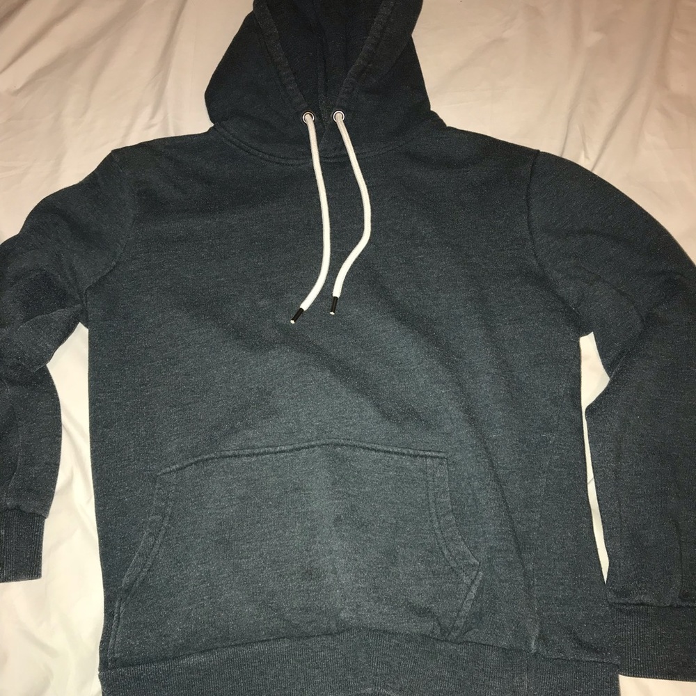 Men’s green hoodie